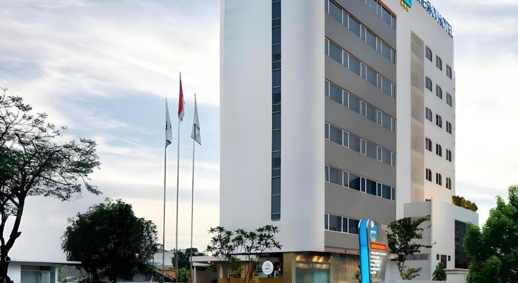Blue Sky Hotel Petamburan Jakarta Kültér fotó