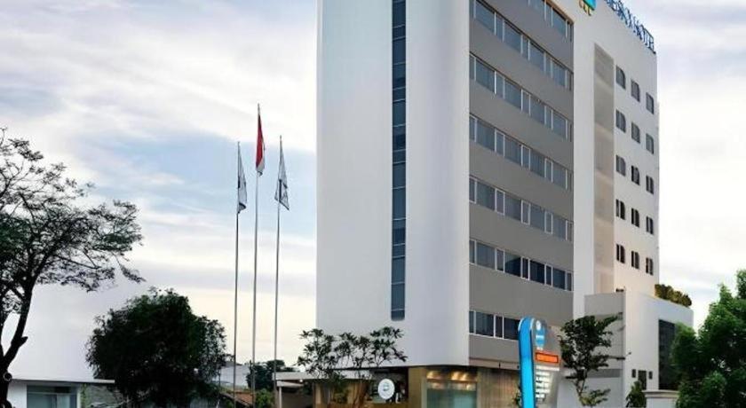 Blue Sky Hotel Petamburan Jakarta Kültér fotó